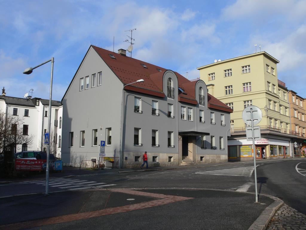 Hotel Na Baste Jablonec nad Nisou Exterior photo